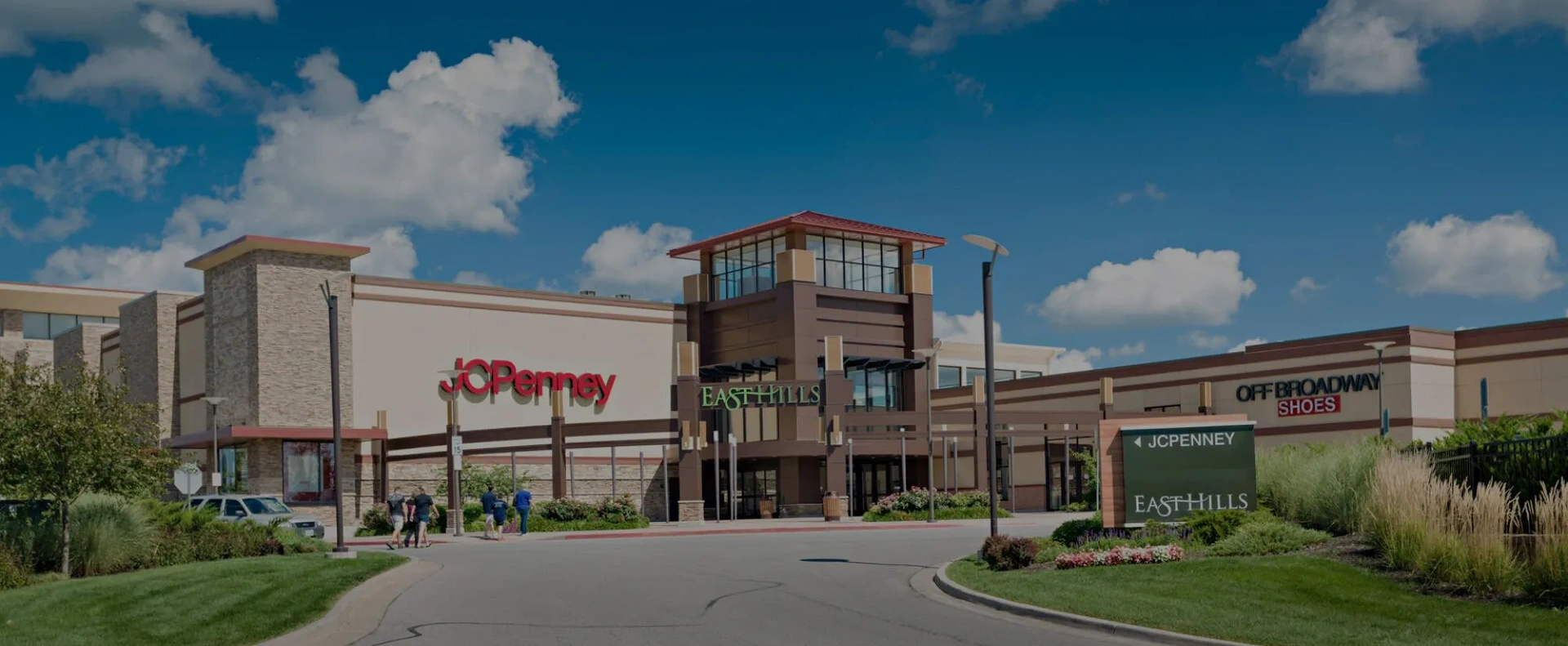 SHOP - DINE - PLAY 
