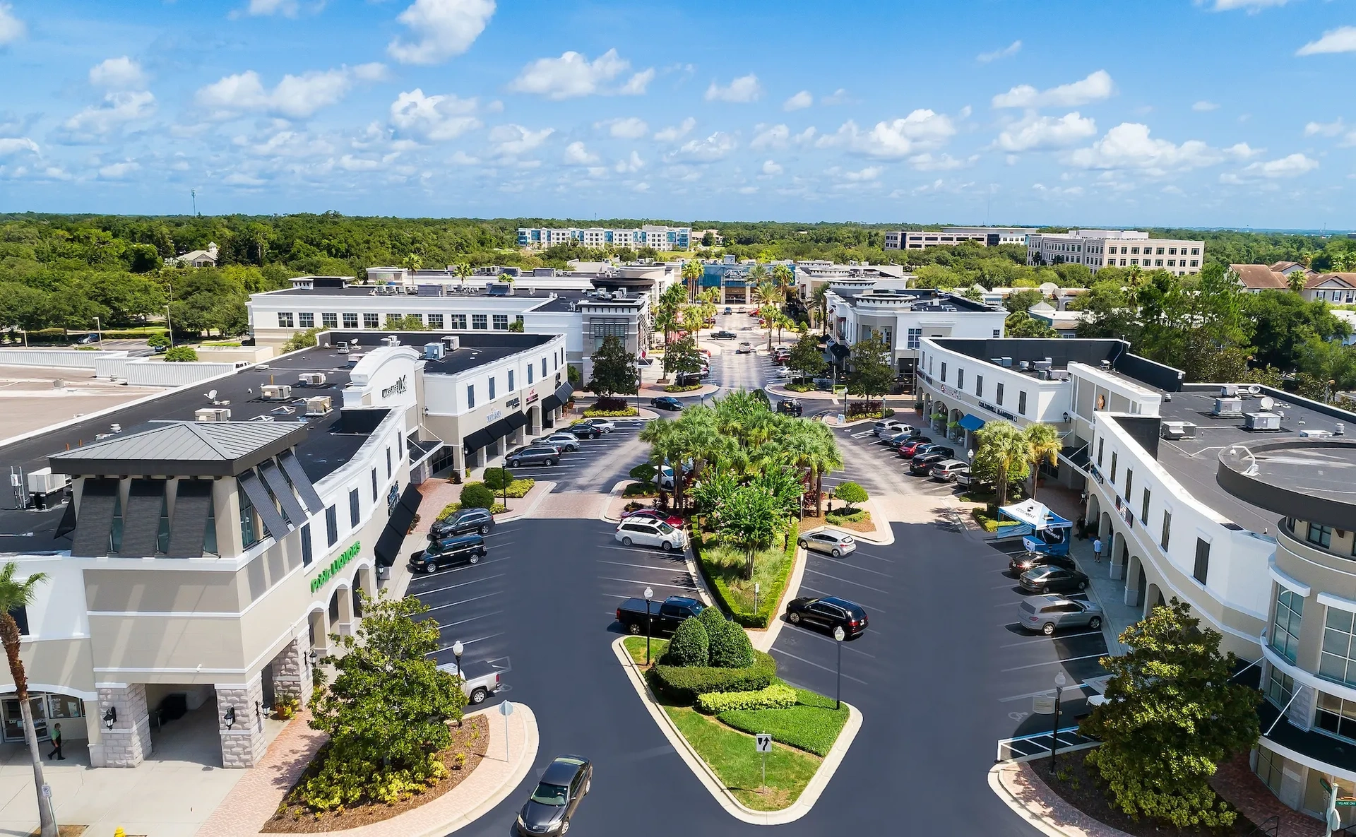 Welcome to Colonial Town Park Come mingle, mix and explore the best in shopping, dining, health and wellness at the epicenter of Lake Mary and Heathrow.