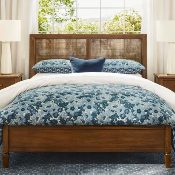 Pottery Barn Logo