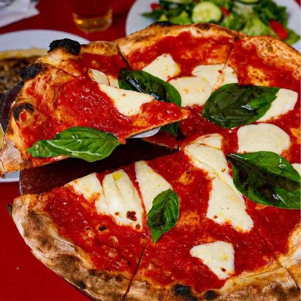 900° Woodfired Pizza Logo