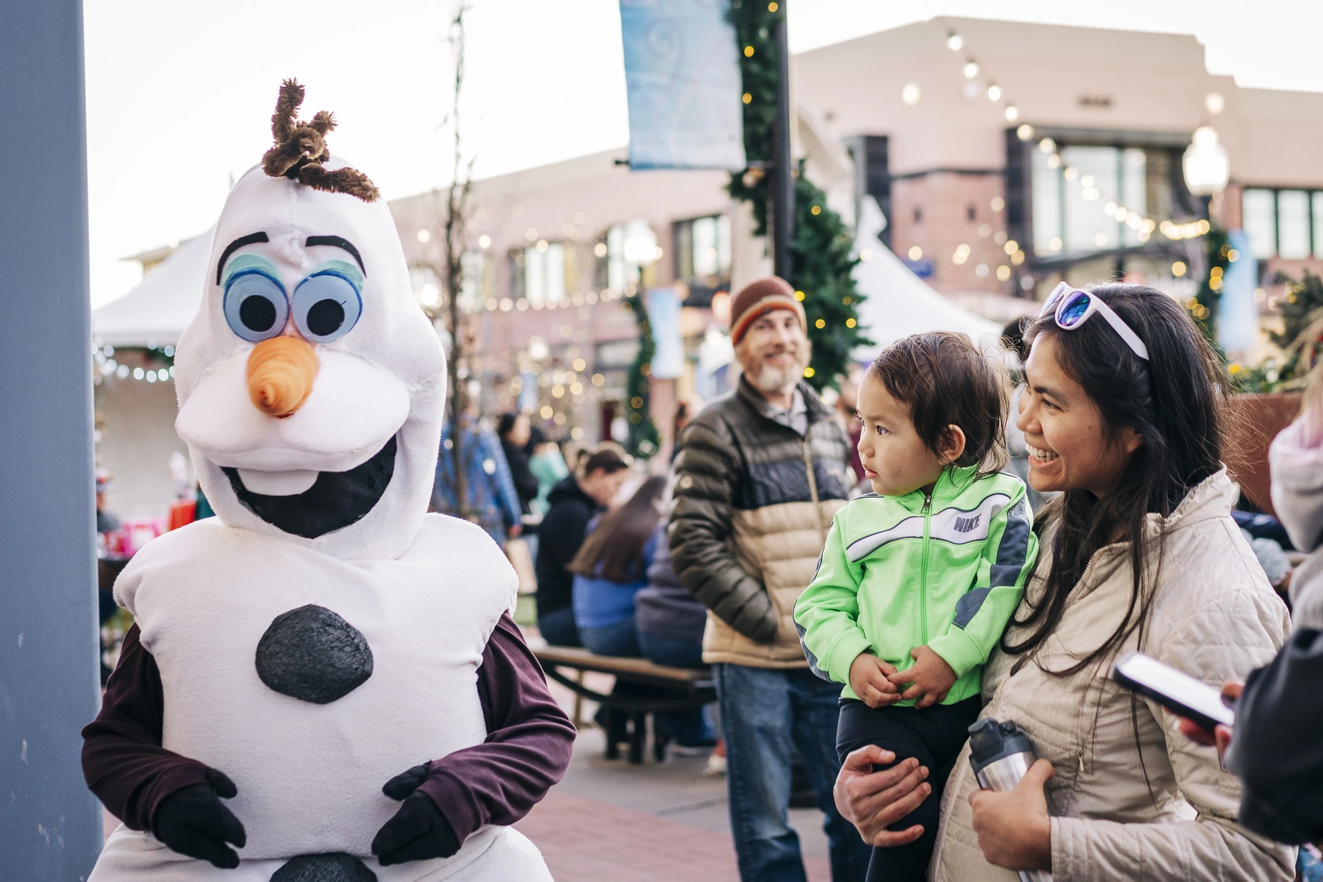 Experience An open-air destination shaped by the community — where shopping, dining, and entertainment come together with national favorites and local gems.