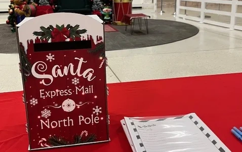 Santa Hours thumbnail