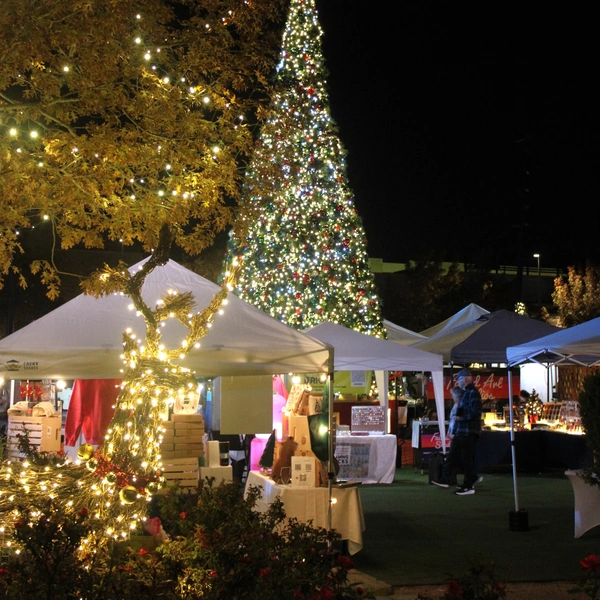 Bee Cave Holiday Market