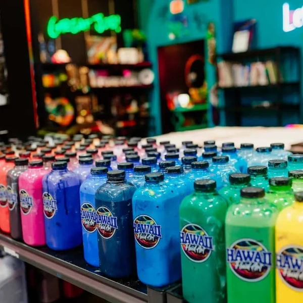 Hawaii Fluid Art: Glow in the Dark Art Party