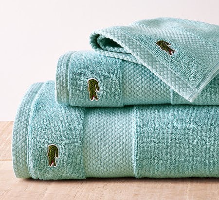 60% off Lacoste Towels, Robes and Rugs