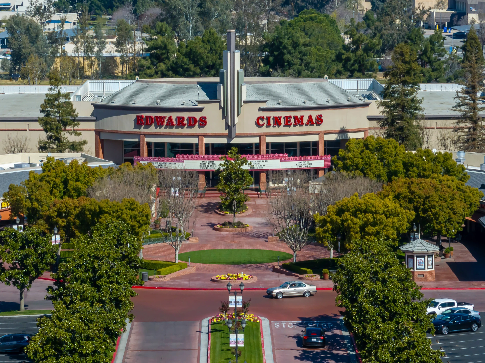 The Marketplace Bakersfield