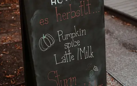 Must Try Seasonal Drinks and Menu Items thumbnail