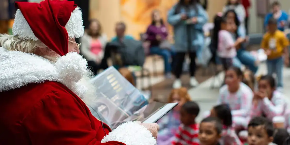 Santa's Holiday Storytime