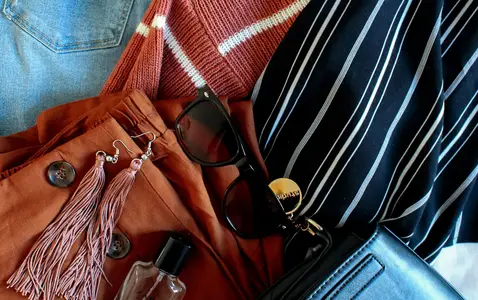 Transition Your Wardrobe from Summer to Fall thumbnail