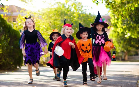 Mall-Wide Trick-or-Treating