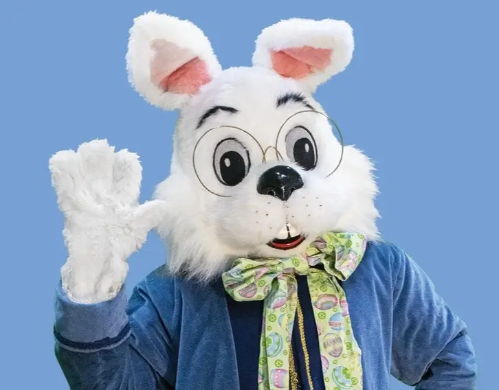 Photos & Visits with the Easter Bunny