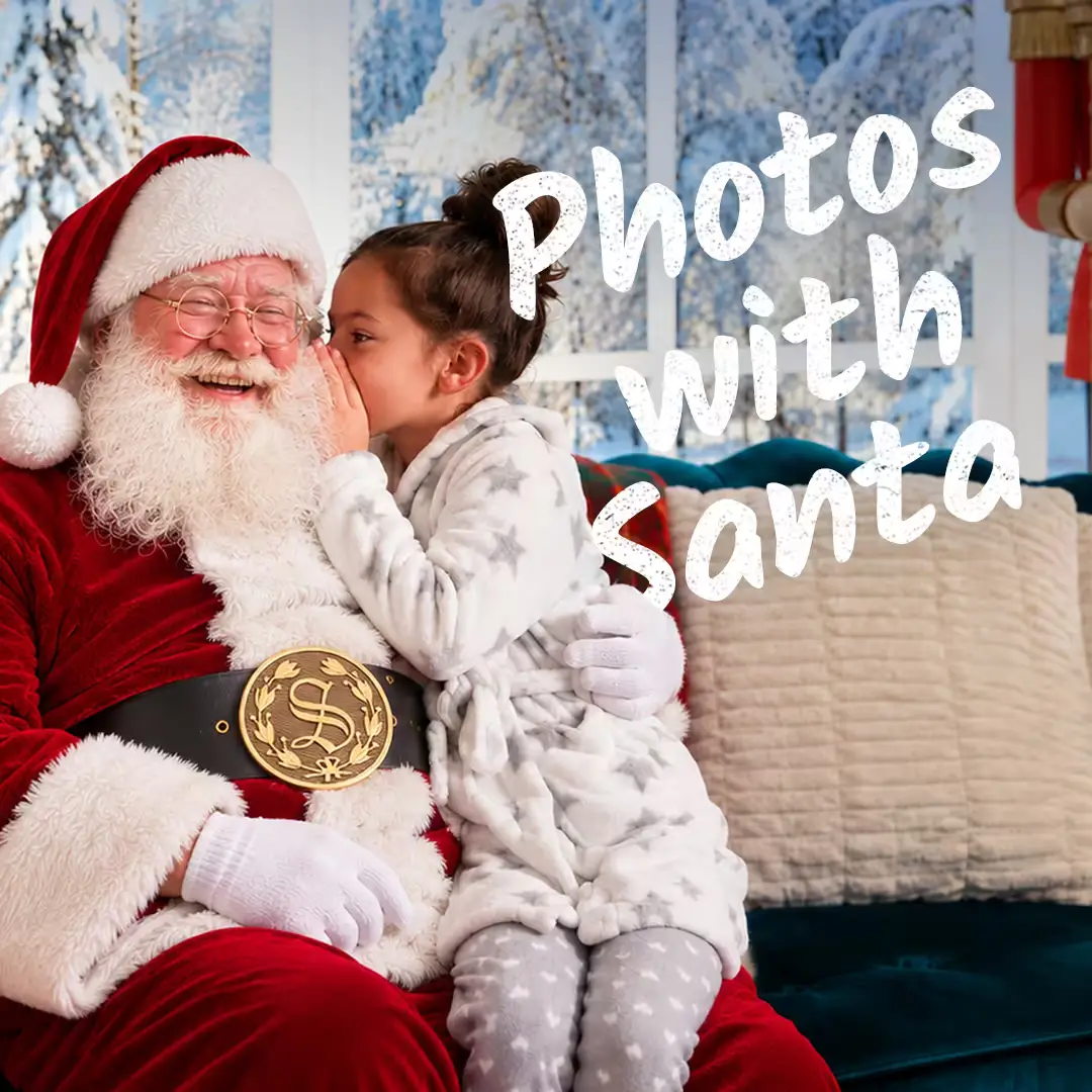 Photos with Santa at Heartwood Barn