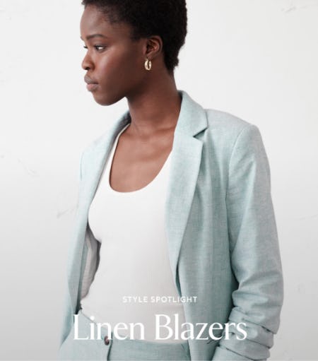 Style Spotlight: Linen Blazers