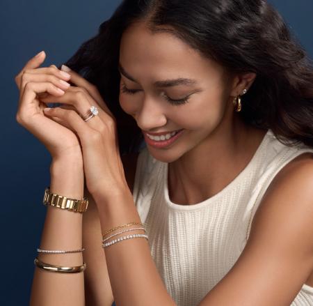 Meet Capsule Jewelry