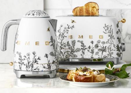 Meet Our New SMEG x William Sonoma