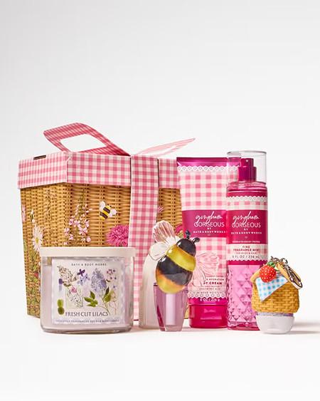$35 Mother's Day Picnic Gift Set