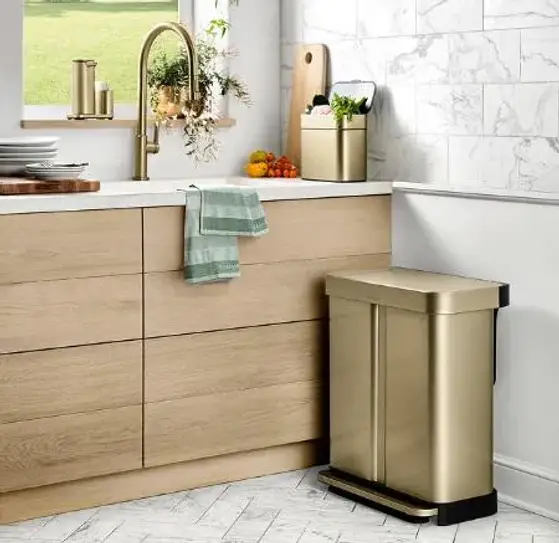 Woodland Mall ::: Simplehuman™ in Matte Gold