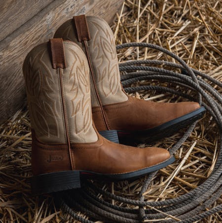 Justin Performance Cowboy Boots