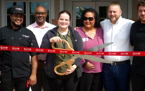 Cheddar’s Scratch Kitchen Opens Largest location in Company History with Chamber Ribbon Cutting at Butler Shopping Center  thumbnail