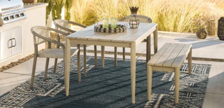 Sunny-Day Dining