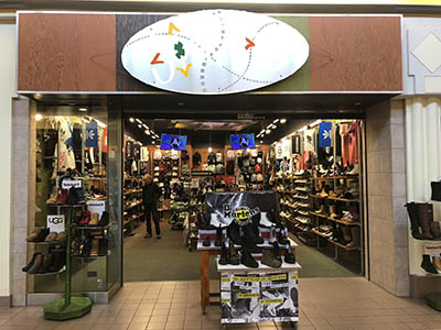 University Mall ::: Zumiez