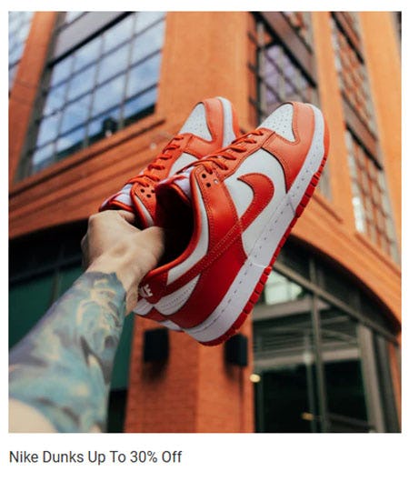 Nike Dunks Up to 30% Off